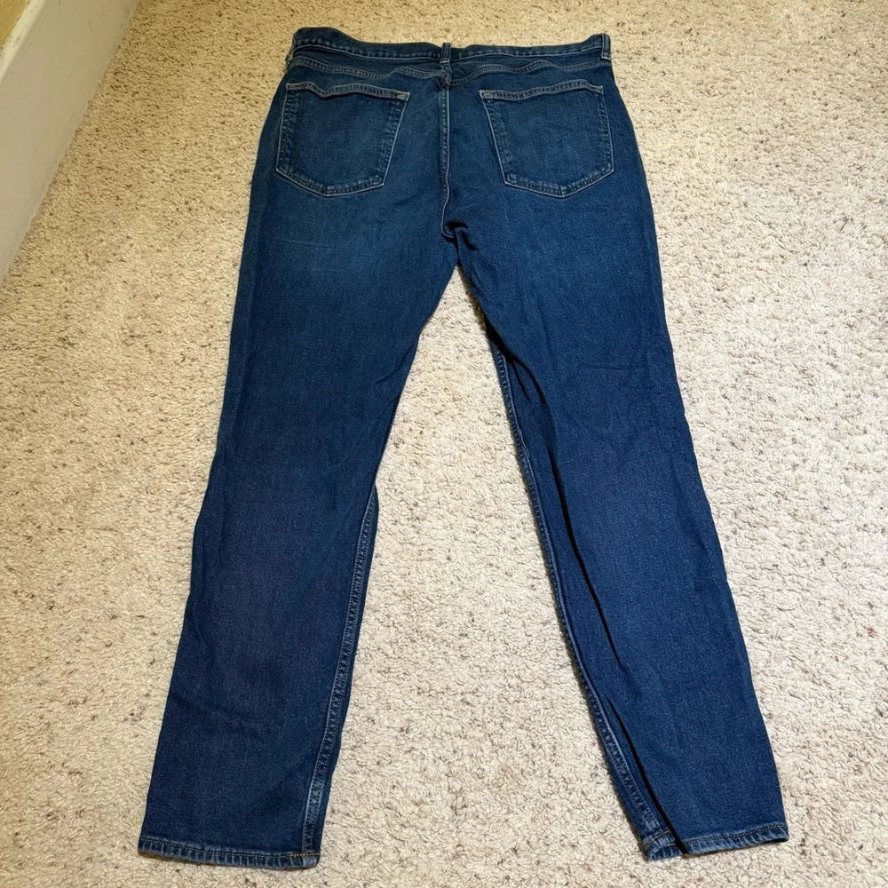 Old Navy Athletic Fit‎ Blue Jeans 36Wx32L